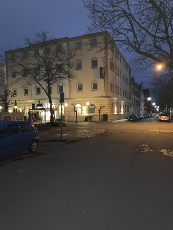 Sudstadt-Fewo Mit Grossem Balkon Nahe City Und Meer - Uber Den Dachern Von Whv Wilhelmshaven Exterior photo
